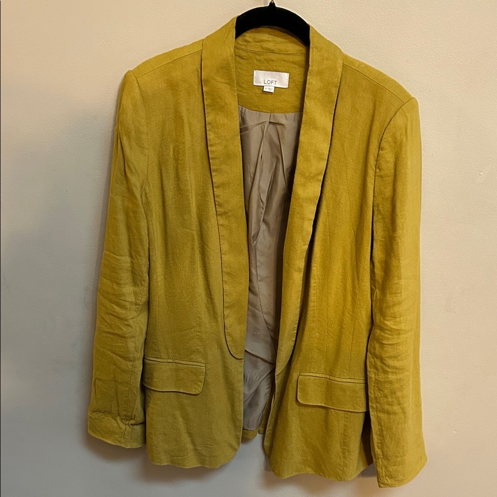 Loft size 8 mustard blazer.